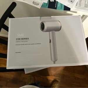 SMS 3100 Series Compact Hair Dryer - Silver